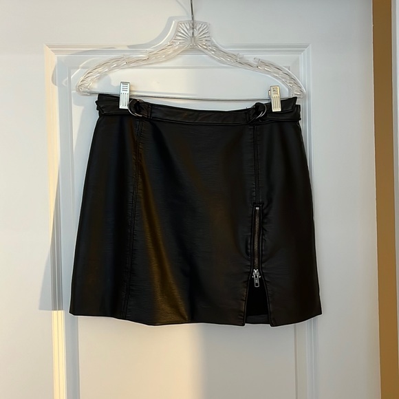 Free People Dresses & Skirts - Free People Vegan Leather Black Skirt